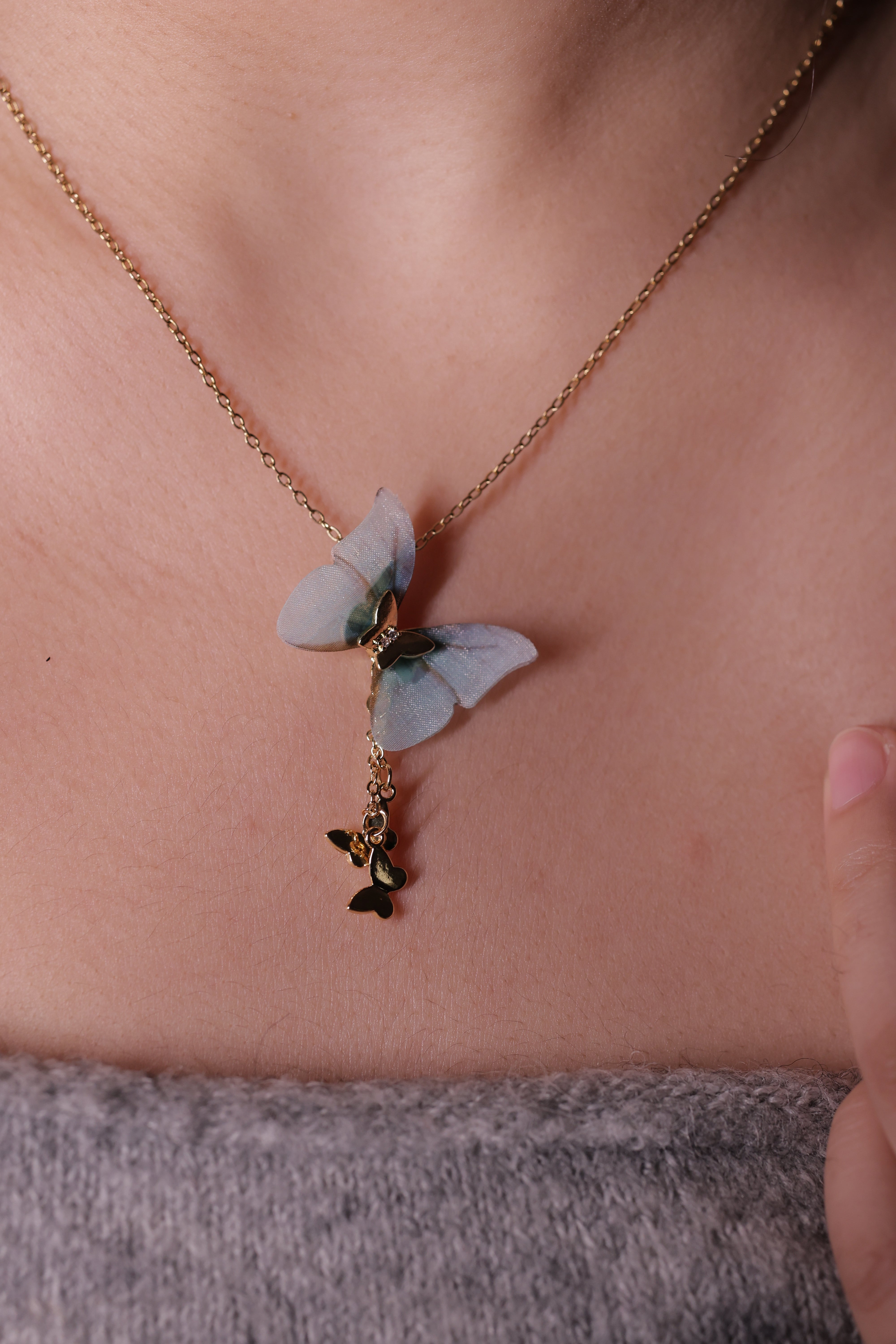 Flutter Charm!