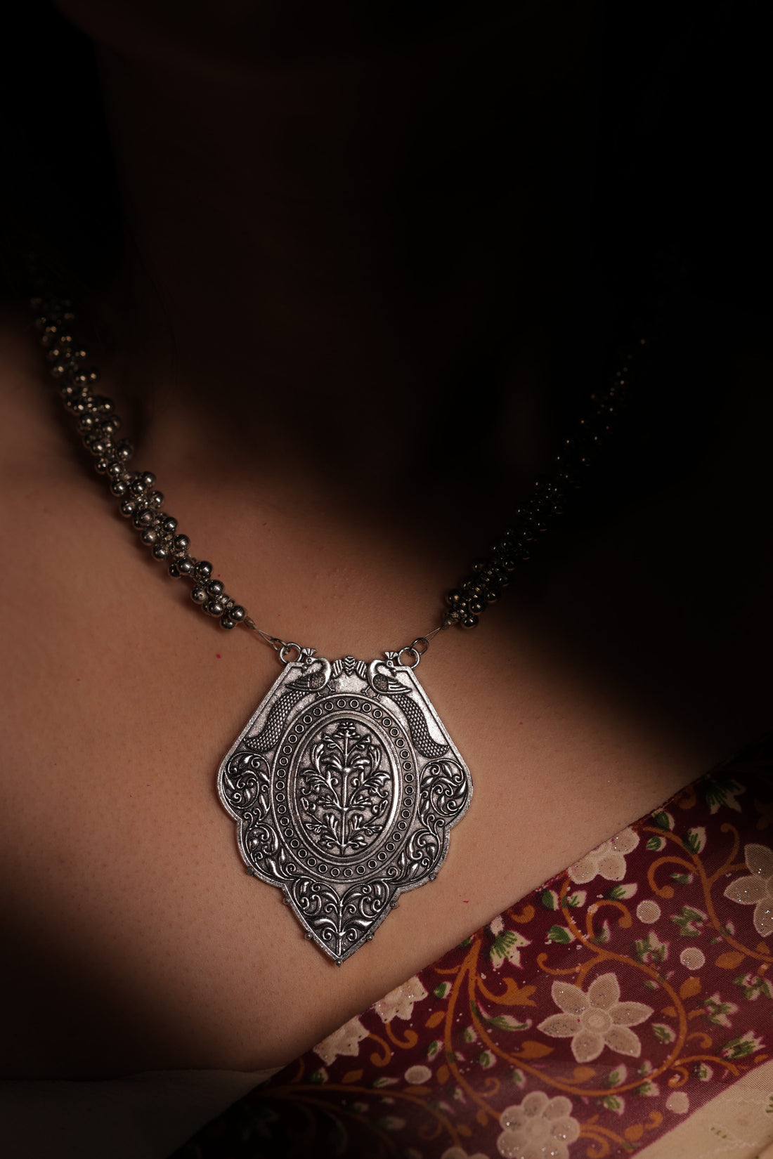 Noor-e-simin Necklace