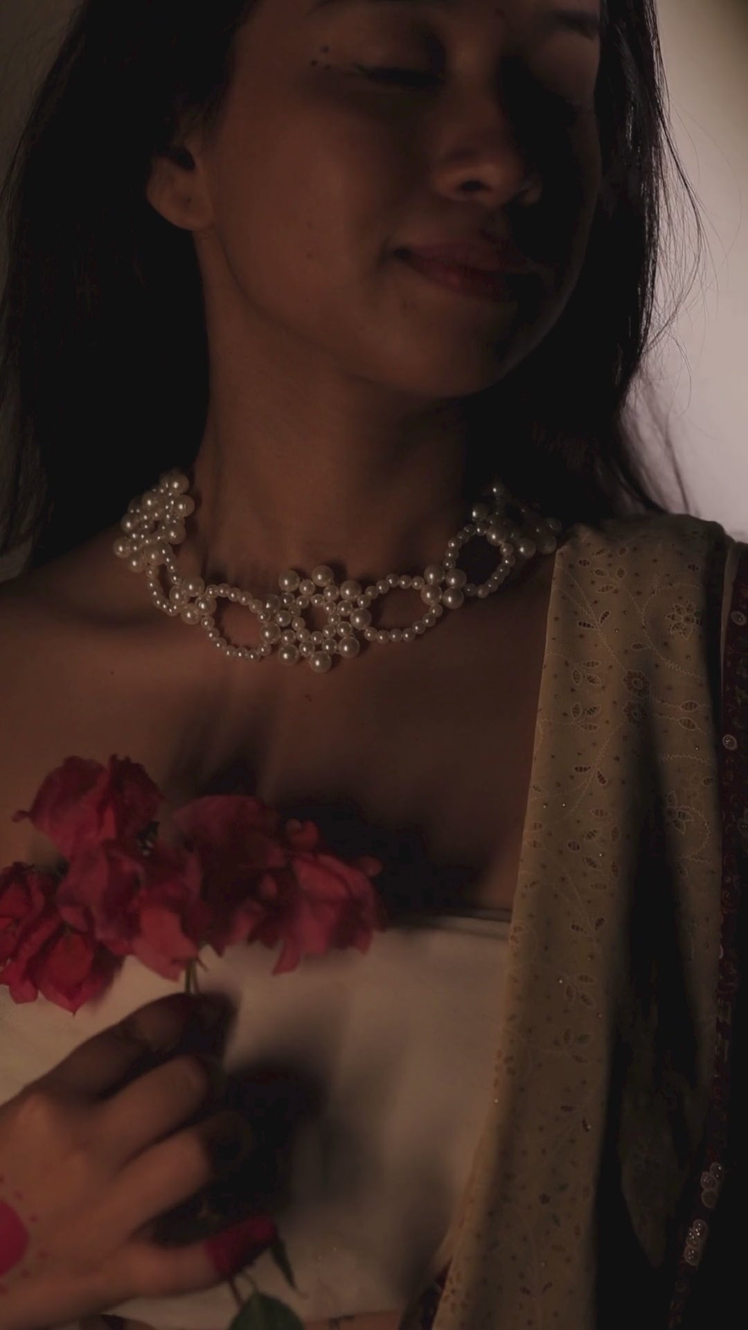 Gauhar Gul Choker Set